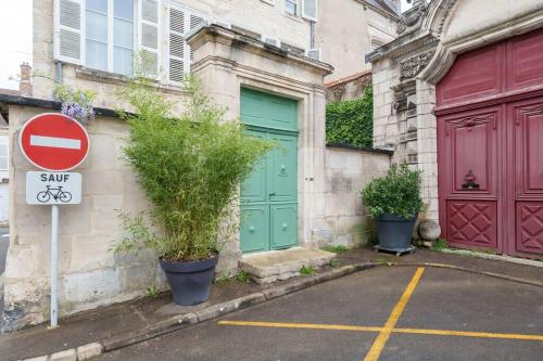 Appartement lumineux avec cour