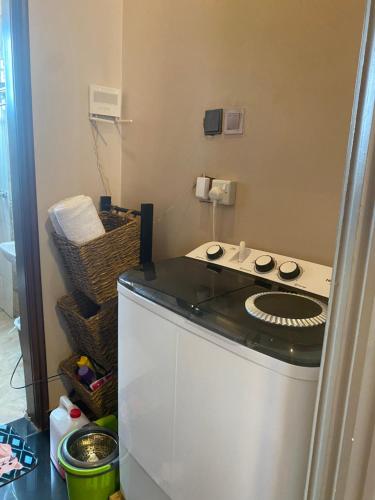 One-Bedroom Apartment image 10