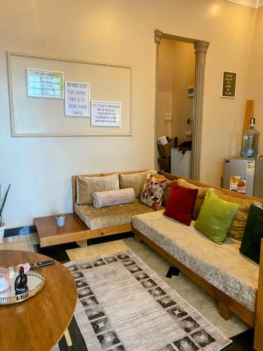 One-Bedroom Apartment image 9