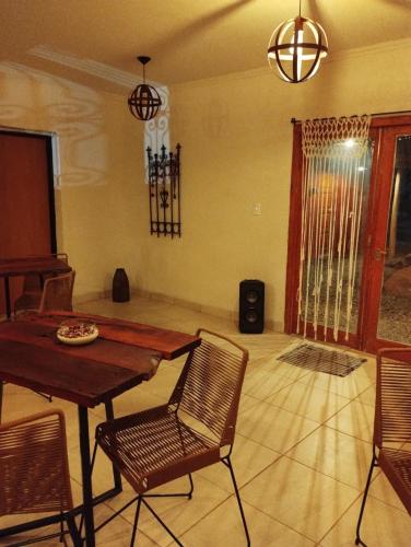 La Genoveva Posada entre Viñedos (La Genoveva Posada entre Vinedos) in Villa Union