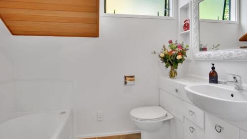 Greenstone Heights - image 5
