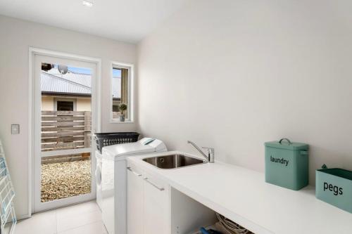 Holiday Home image 8