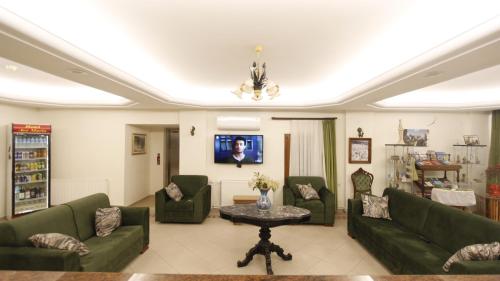 Hotel Ave Maria - image 5