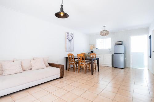 Apartment Chiki - Cas Grandi - image 3