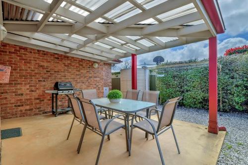 Spacious 2 Bed, 2 Bath Villa, CBD Location, Orange (Foto 4)