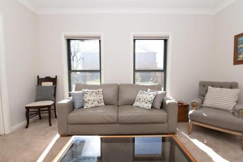 Villa on Rosemary - Walk to CBD, Cosy & Private, Orange (zdjęcie 7)