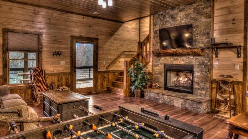 Hooch Holler in Morganton, USA