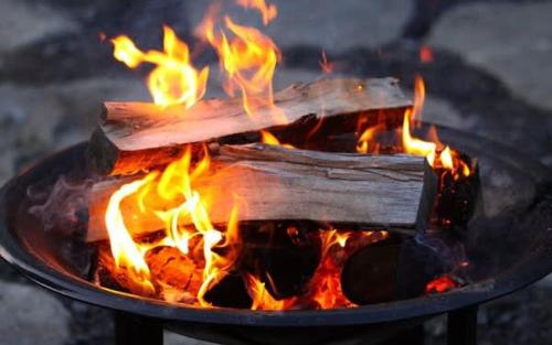 Hideaway on Curran - Modern & Comfy Retreat in CBD Firepit, Orange (photo 7)
