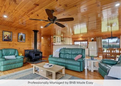 . Boree Lane Farm stay near Wineries Woodfire