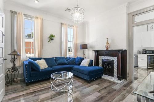 Spacious Mid City 1BD On The Canal Streetcar Line - Bonnabel Place, LA