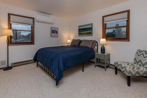 Fall Getaway in Cozy 2BR near Old Town Lafayette in Lafayette, USA