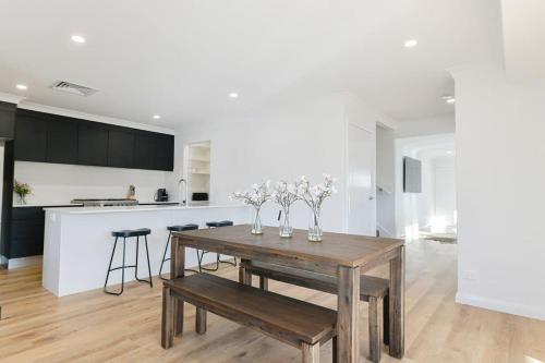Getaway on Curran - CBD Escape, EV Plug, Firepit, Orange (fotografie 4)