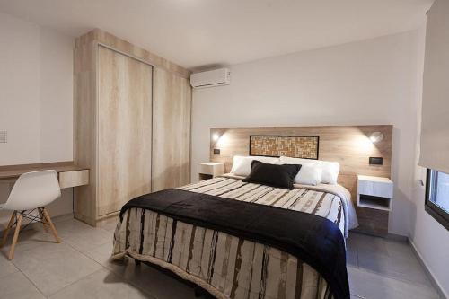 Wineland Logde East 2Pax. - by Inside