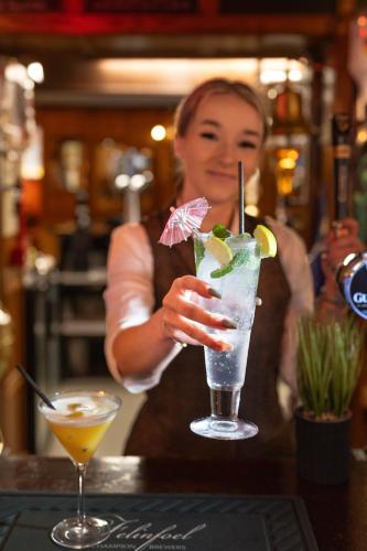 Boars Head Hotel - image 4