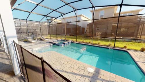 Welcome Fun Space for 20 People 2 Minutes from Disney-World - image 10
