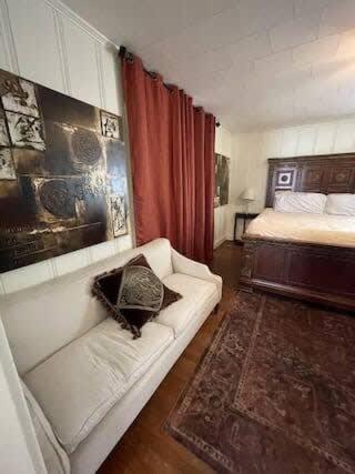 Work Crew Haven: Spacious Corporate Lodging in Lafayette, USA