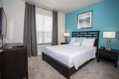 Charming Cozy Haven - image 6