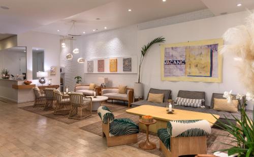 Hotel Indigo Santa Barbara an IHG Hotel - image 10