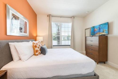 Spacious Comfortable Perfect Vacation - image 10