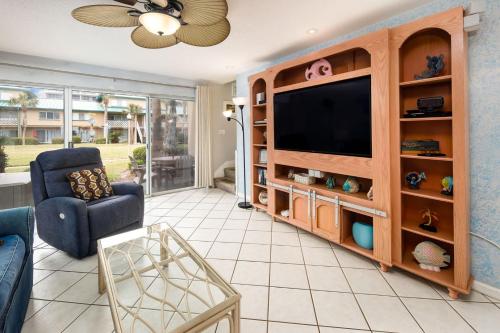Seaspray Condos 105B - image 10