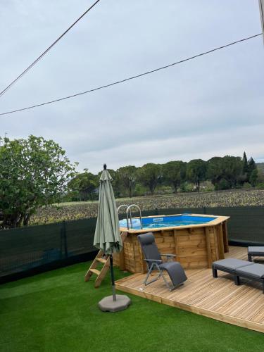 Appartement avec piscine au milieu des vignes - Location saisonnière - Les Arcs