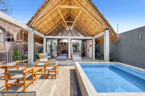 Brand New Villa Just 5 Min To Beach & Downtown!, Tulum