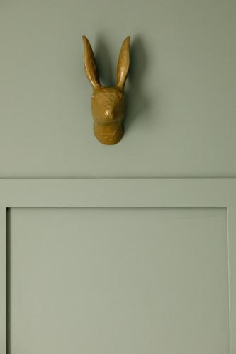 One-Bedroom Apartment image 8