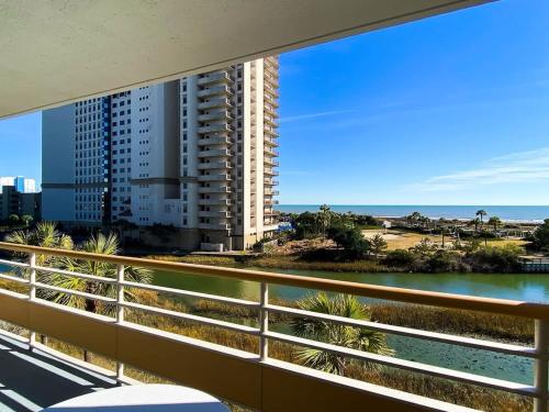 Oceanfront Dream w Outdoor and Indoor Pools in Myrtle Beach, Vereinigte Staaten von Amerika