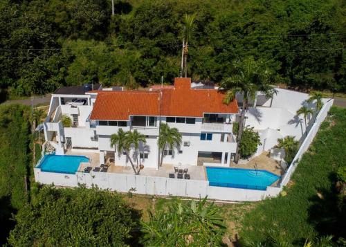 Casa Jobo - Mountain & Sea Panoramic view- 3Bedrooms