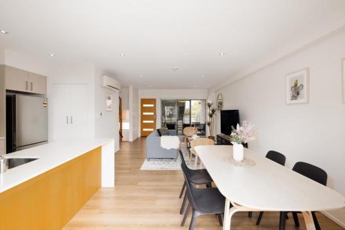 Renov Peaceful 3br Morningside Gem: Cozy Retreat - Balmoral