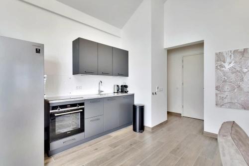 Kas Ariba with pool and Laguna Marina View