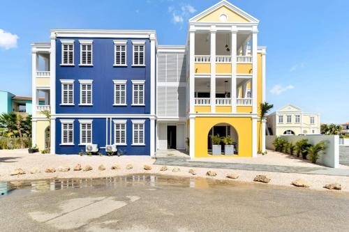 Kas Hira with Lovely Cooling Pool