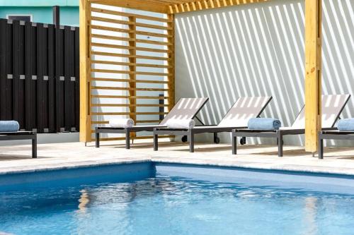 Kas Hira with Lovely Cooling Pool