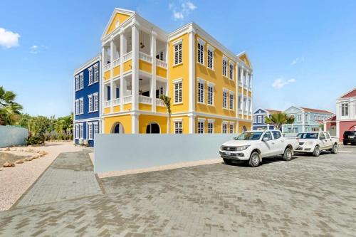 Kas Hira with Lovely Cooling Pool