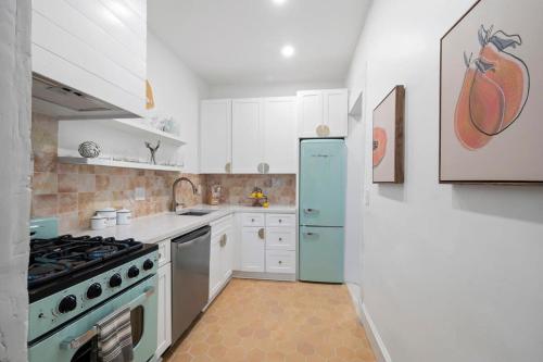 Field of Gold in Druid Hills