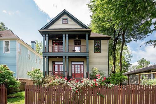 Bixby's Knees in Kirkwood