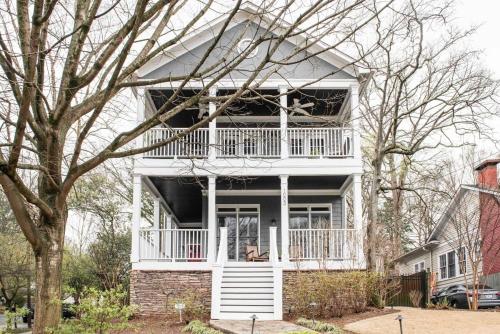 Eclectic Avenue in Atlanta, USA