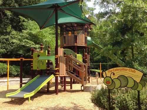 Full Bloom in Inman Park