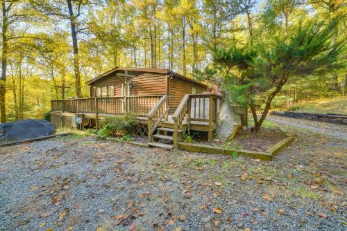. Stanardsville Cabin Rental ~ 24 Mi to Shenandoah!