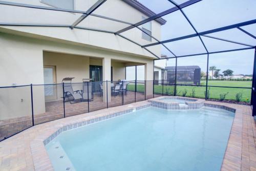 Spacious 6Bed 4 5Bath - By Disney No Resort Fees in Davenport, USA