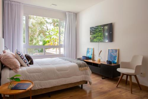 Linda Casa reformada de 4 Suítes no bairro Morumbi - pertinho do Albert Einstein (Linda Casa reformada de 4 Suites no bairro Morumbi - pertinho do Albert Einstein) in Morumbi