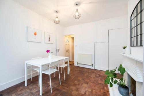 Lovely 2BR house in Norwood Junction London