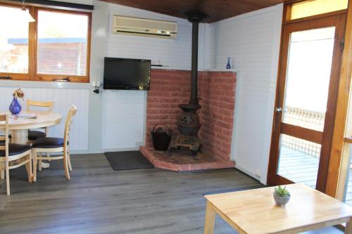 Happy Wanderer Holiday Resort The Grampians in Wartook