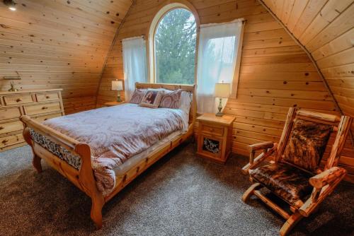 Forest Edge Retreat in West Yellowstone, USA