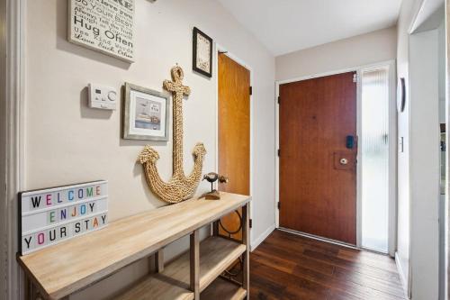 Family Retreat by Cardo - Sleeps 10 in National City (CA)