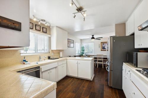 Family Retreat by Cardo - Sleeps 10 in National City (CA)