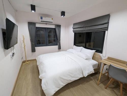 Cloud9 Hometel - Entire House 3BR 170m to BTS Private Quiet & Comfy, Bangkok