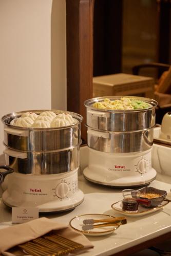 549704252 CHINO@NIMMAN Luxury Boutique Hotel