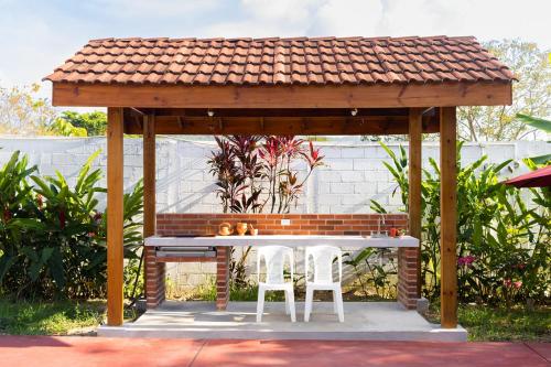 Estancia Florencia Apart 3 in Tela