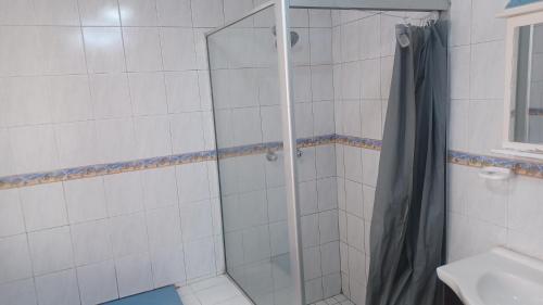De'moore Guest House